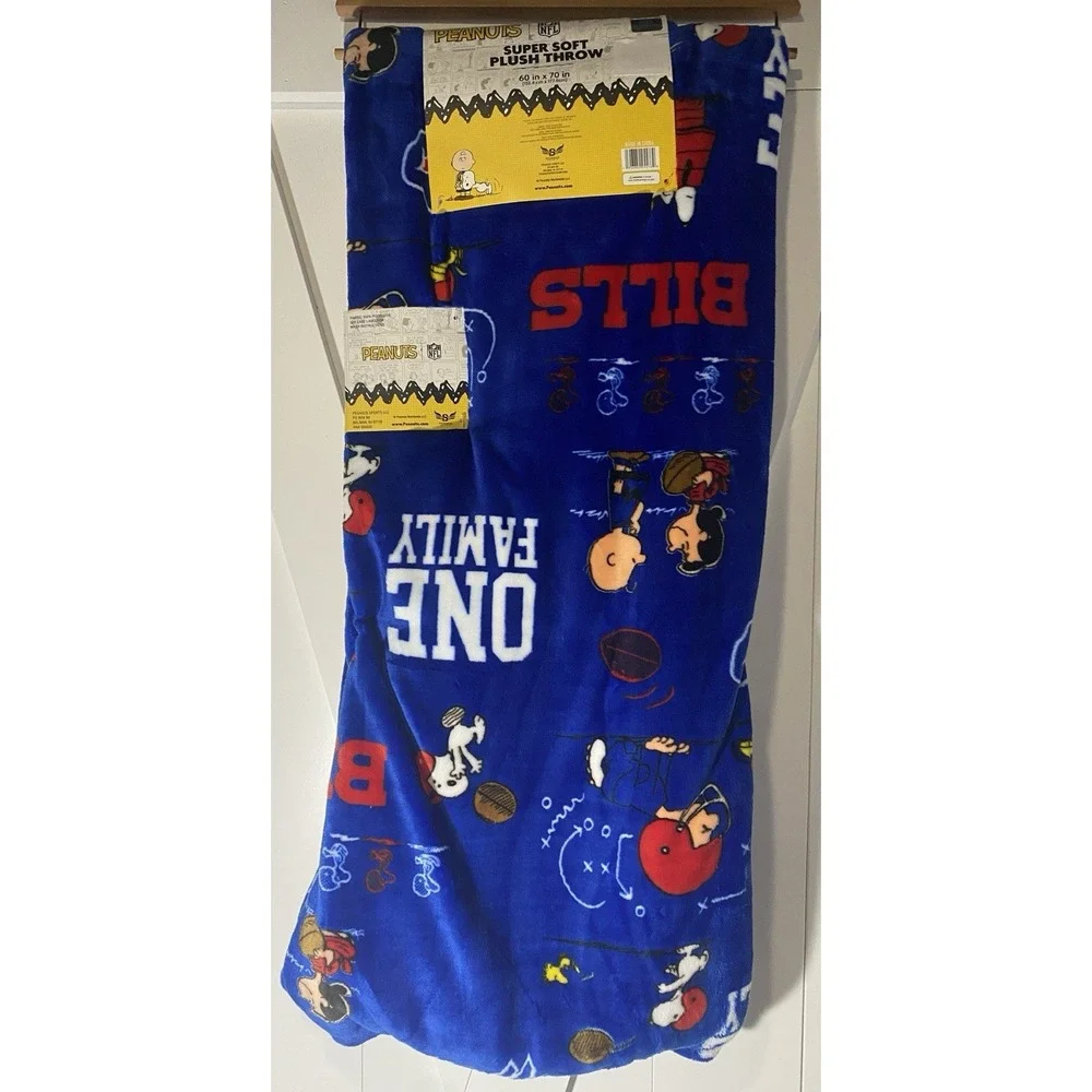 Peanuts Buffalo Bills NFL Soft Plush Throw Blanket 60 X 70 NWT BLUE Snoopy New